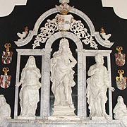 Sir Thomas Spencer's Monument (1685) in Yarnton Church